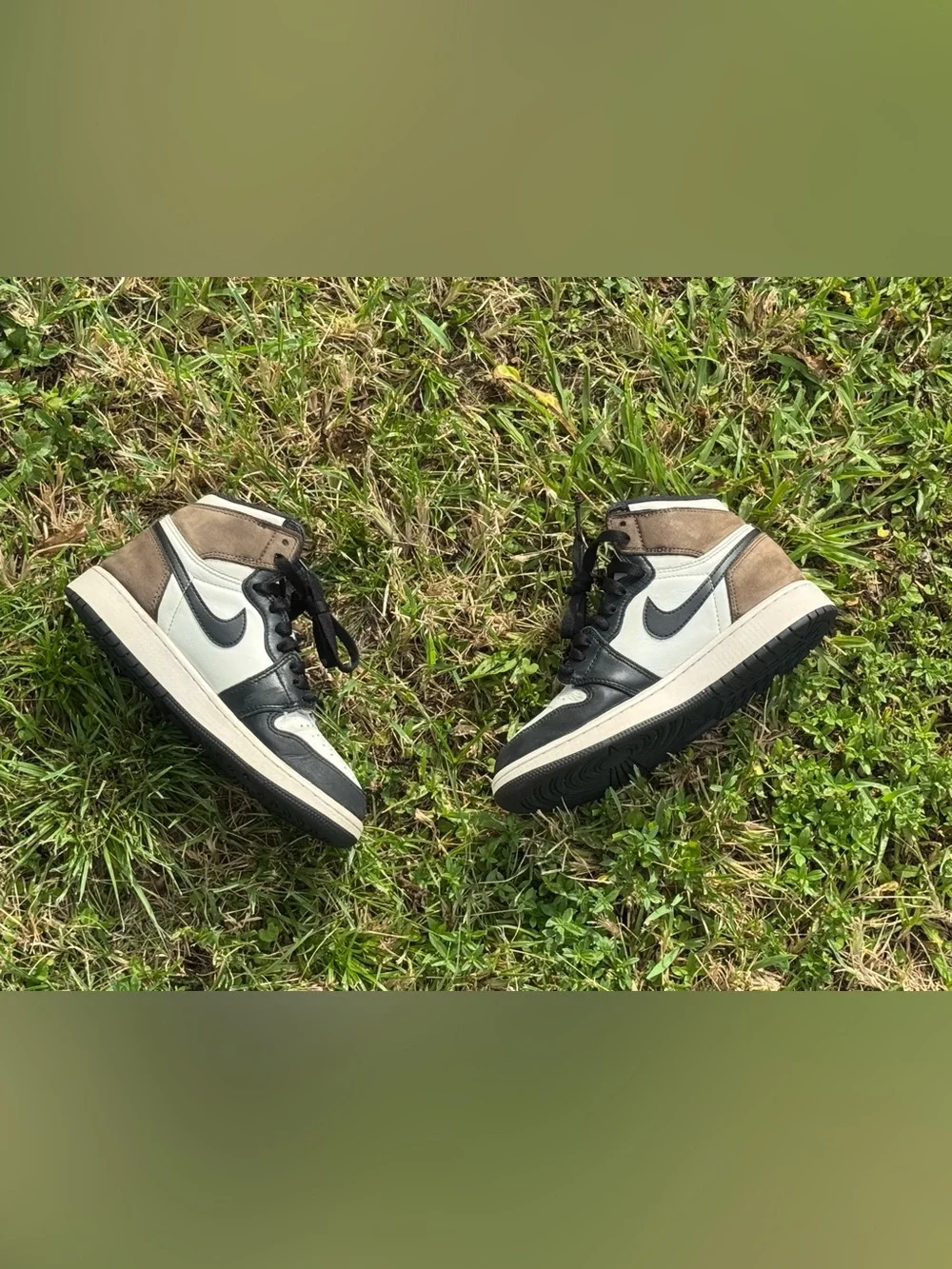 Jordan 1 Retro High OG Dark Mocha GS Size 5Y Woman’s size 6.5